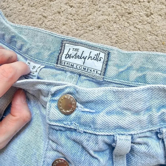 Vintage Mom Jean denim short shorts Size 9  Beverly Hills denim company … - Picture 2 of 6